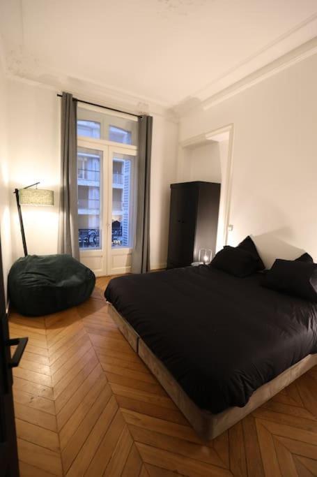 Dolce Dimora - Champs Elysees Apartment